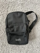 Levis crossbody bag for sale  North Las Vegas