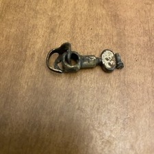 Usado, Antiga máquina de costura Elgin Treadle C230885 peça de reposição OEM braçadeira de agulha comprar usado  Enviando para Brazil