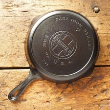 Frigideira antiga GRISWOLD ferro fundido frigideira # 7 LOGOTIPO BLOCO GRANDE - Colher de ferro comprar usado  Enviando para Brazil