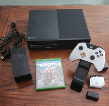 Console Xbox One, 500 GB, suporte/carregador de controle, Far Cry 4 incluído, usado comprar usado  Enviando para Brazil