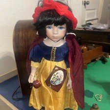 doll stand fairy w porcelain for sale doll stand fairy w porcelain for sale Sigourney