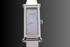 Quasi nuovo gucci usato Quasi nuovo gucci usato  Spedire a Italy