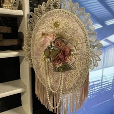 Decoração de vaidade vitoriana VINTAGE rosa renda e pérola pelúcia pendurada na parede comprar usado  Enviando para Brazil