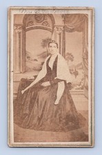 1800 elegant woman for sale  Upland