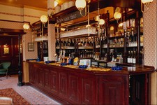 759050 english pub for sale  UK