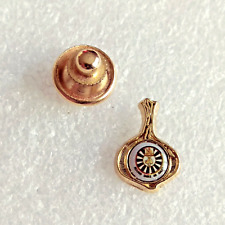 Small pin lapel d'occasion  Expédié en Belgium