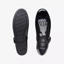 Bnib clarks girls for sale  CANTERBURY