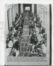 1963 Press Photo Chilenos Votam nas Eleições Municipais, Santiago - afx18093 comprar usado  Enviando para Brazil