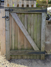 Used wooden garden for sale  HITCHIN