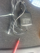 Adaptadores de energia DC carregadores para carro 9 volts 2000 mA modelo FYTC-025B comprar usado  Enviando para Brazil