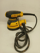 Lixadeira orbital aleatória Dewalt DWE6423 5 polegadas velocidade variável **Para peças** comprar usado  Enviando para Brazil