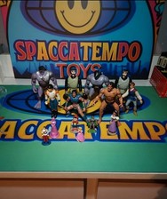Lotto personaggi disney usato  Algua