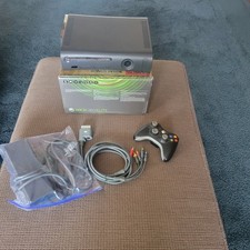 Microsoft Xbox 360 Elite com 1 controle, bolsa de transporte, cabo de transferência HD, MAIS comprar usado  Enviando para Brazil