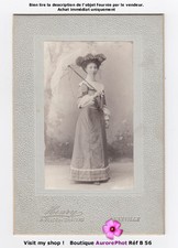 Jeune femme chapeau d'occasion  Chaumont