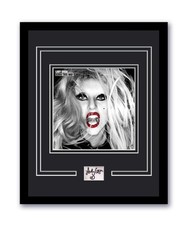 Usado, Foto emoldurada autografada assinada por Born This Way Lady Gaga 11x14 ACOA comprar usado Usado, Foto emoldurada autografada assinada por Born This Way Lady Gaga 11x14 ACOA comprar usado  Enviando para Brazil
