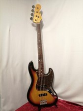 Baixo Fender Japan JB62-US 3TS Jazz Bass 3Tone Sunburst feito no Japão 2012 comprar usado  Enviando para Brazil
