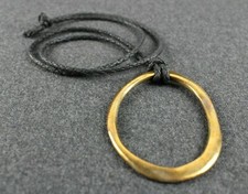 Collana pendente con usato  Rho