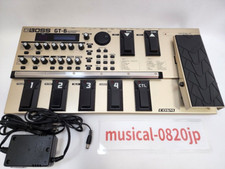 Boss pedale multieffetto usato  Spedire a Italy