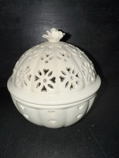 Leedsware cream potpourri for sale Leedsware cream potpourri for sale  STOKE-ON-TRENT