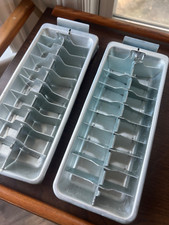 Set vintage metal for sale  Clayton