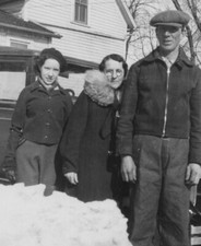 1940s winter family for sale  Mission