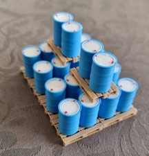 Lot pallets blue d'occasion  Expédié en Belgium