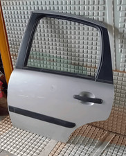 9006k7 porta post. usato  Italia