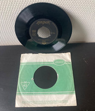 Pat boone. too d'occasion Pat boone. too d'occasion  Castries