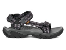 Teva sandali trekking usato  Montecchio Maggiore