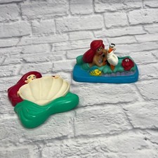 Usado, 2 porta-saboneteiras flutuantes de plástico vintage da década de 1990 Disney Little Mermaid Ariel comprar usado  Enviando para Brazil