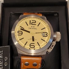 Usado, Relógio TW Steel TW1 pulseira de couro marrom cantina. comprar usado  Enviando para Brazil