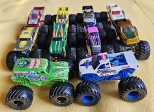 Lotto hot wheels usato  Italia
