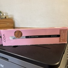 Zoeva 234 luxe usato  Spedire a Italy