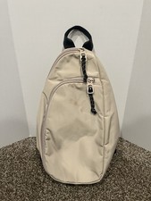 Mochila Puma Myriad Sling Bag bege alça de ombro ajustável ciclista esporte, usado comprar usado Mochila Puma Myriad Sling Bag bege alça de ombro ajustável ciclista esporte, usado comprar usado  Enviando para Brazil