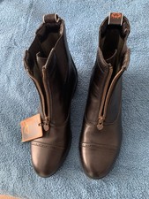 Ladies black boots for sale  HYTHE