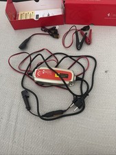 Ferrari battery charger d'occasion Ferrari battery charger d'occasion  Sainte-Geneviève-des-Bois