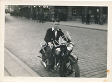 Usado, Foto Segunda Guerra Mundial Wehrmacht Soldados Ocio Privado Motocicleta Bicicleta Identificador K1.74 segunda mano  Embacar hacia Argentina