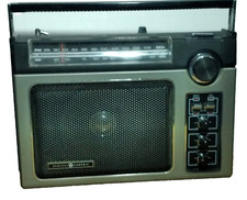 Enorme radio produzione usato  Italia