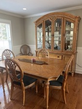 Dining room set for sale  Easton