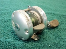 VINTAGE~ABU GARCIA~4600C3~FUNCIONANDO~MOLINETE DE PESCA~RELAÇÃO DE ENGRENAGEM 5.3:1~FEITO NA SUÉCIA comprar usado  Enviando para Brazil