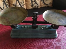 Ancienne balance émaillé d'occasion Ancienne balance émaillé d'occasion  Nice-