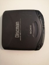 Walkman lettori portatili usato  Due Carrare