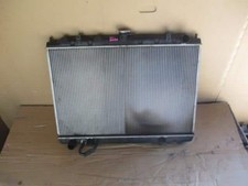Radiatore nissan prairie usato  Spedire a Italy