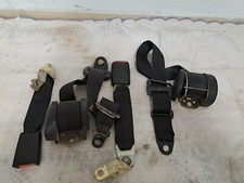 Cinture sicurezza anteriori usato  Olgiate Comasco