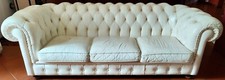 Divano chesterfield posti usato  Solferino