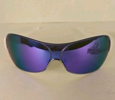 Óculos de sol Oakley Conduct brilho branco violeta irídio comprar usado  Enviando para Brazil