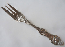 Usado, ALVIN ORANGE BLOSSOM OLD STERLING PICLES OU GARFO DE PASTELARIA, SEM MONOGRAMA, PAT. 1905 comprar usado Usado, ALVIN ORANGE BLOSSOM OLD STERLING PICLES OU GARFO DE PASTELARIA, SEM MONOGRAMA, PAT. 1905 comprar usado  Enviando para Brazil