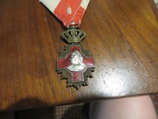 Belle croix rouge d'occasion  Sevran