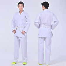 Lightweight karate uniform d'occasion  Expédié en Belgium