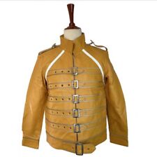 Men belted yellow d'occasion  Expédié en Belgium